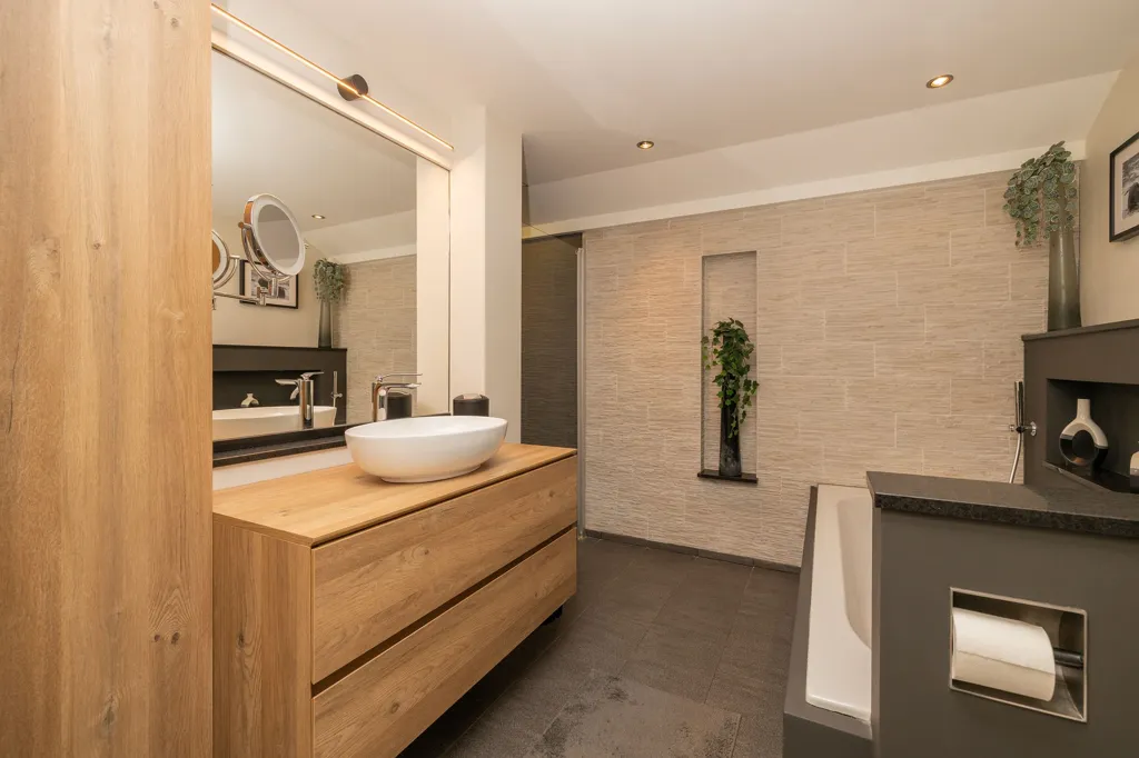 Vannitoad - Stylish Loft with Garage in Haastrecht Centre