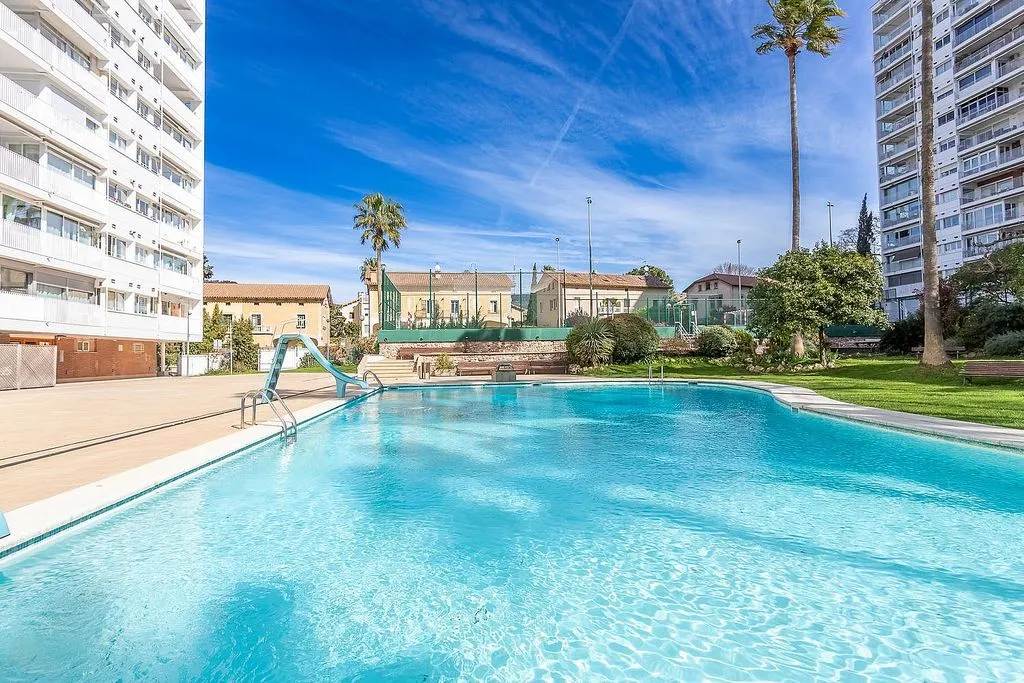Pool - Apartment with Pool and Terrace in Sarrià