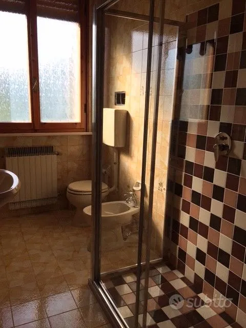 Salles de bain - Student Rooms in Renovated Flat, Spazzoli