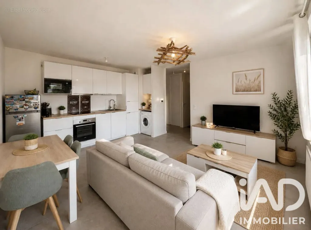 Elutuba - Modern Flat with Balcony in Villeron