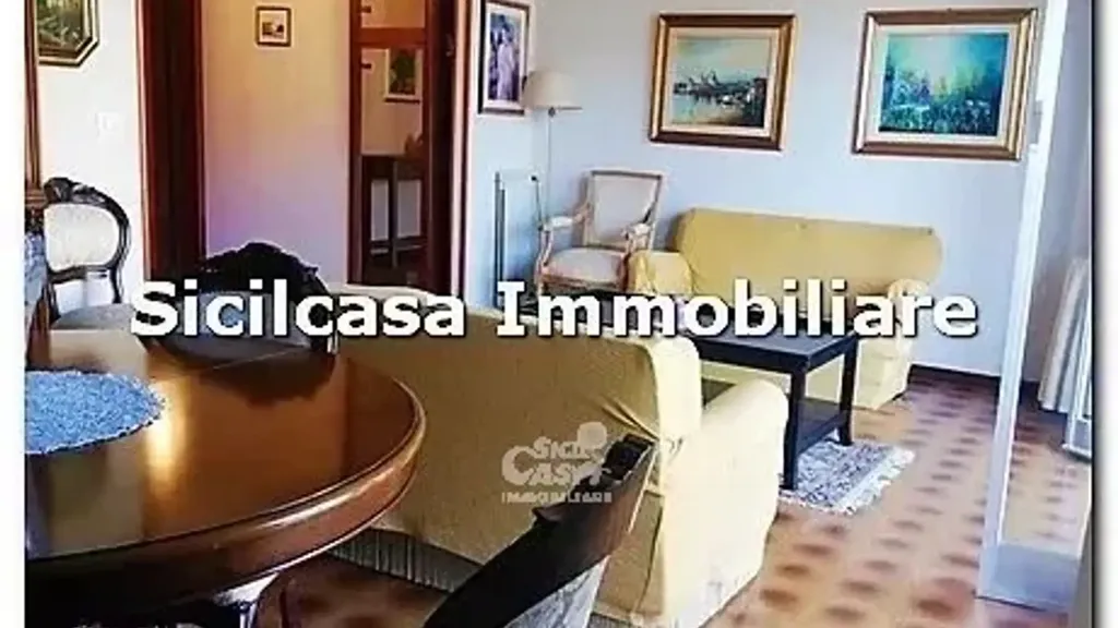 Söögituba - Apartment with Balcony in Marsala Centre