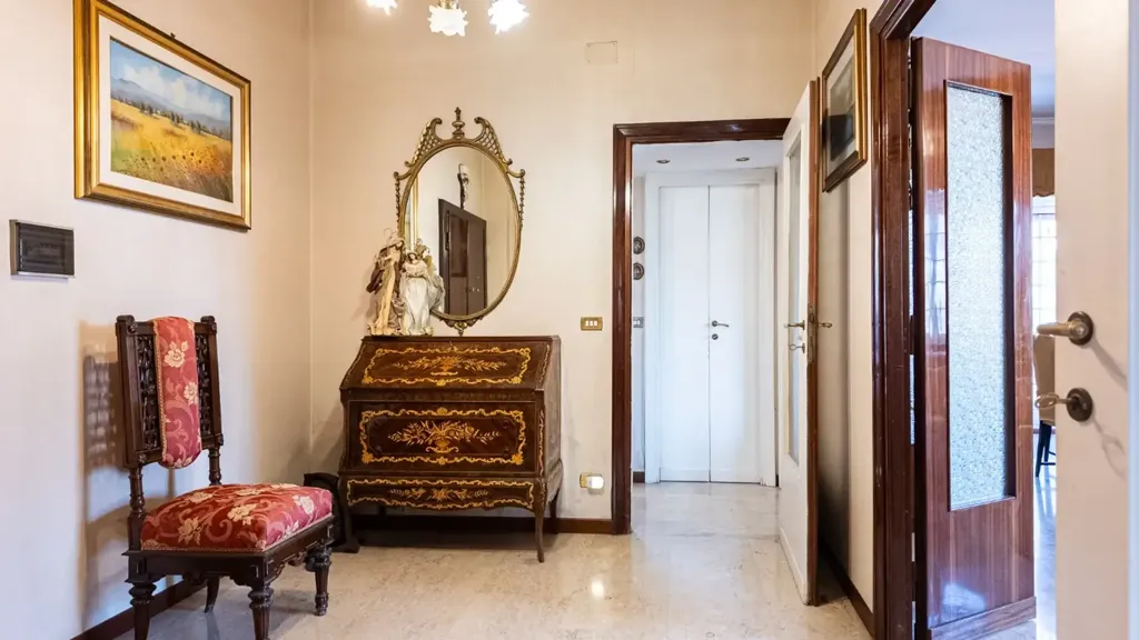Ingresso - Exclusive Penthouse with Panoramic Terrace in Rome