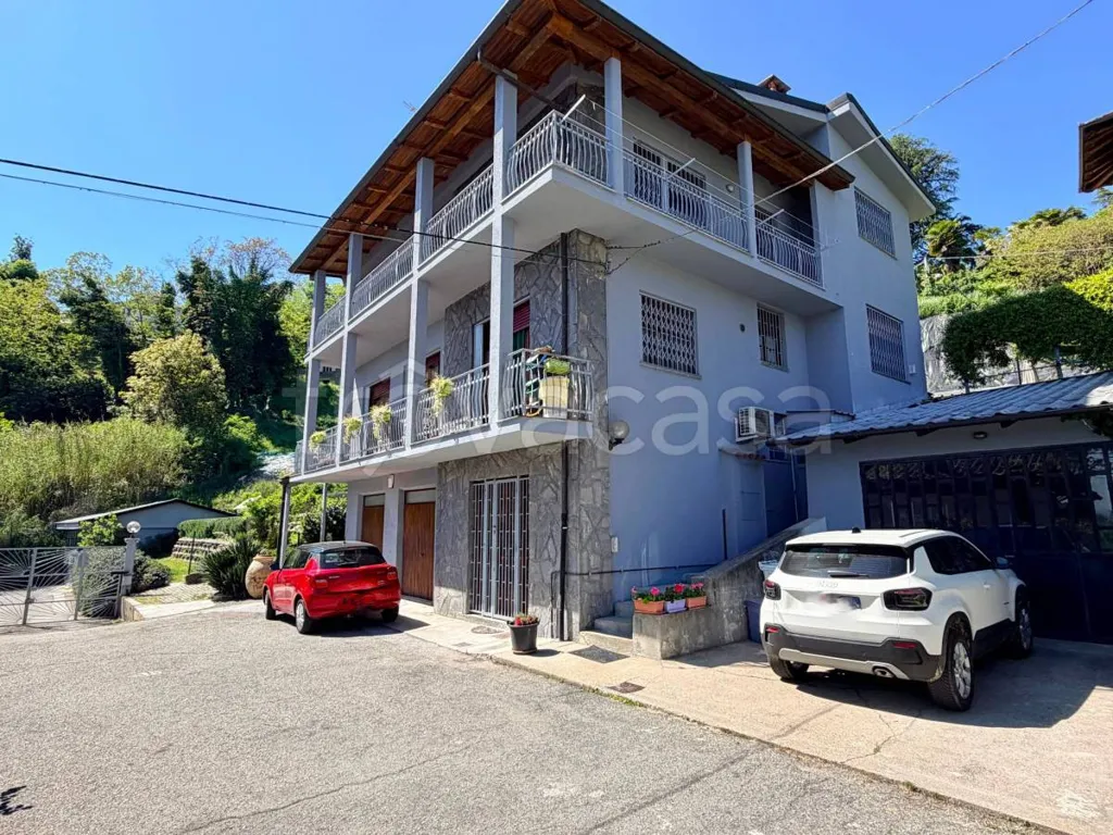 Esterno - Restored Villa with Garden in Bra