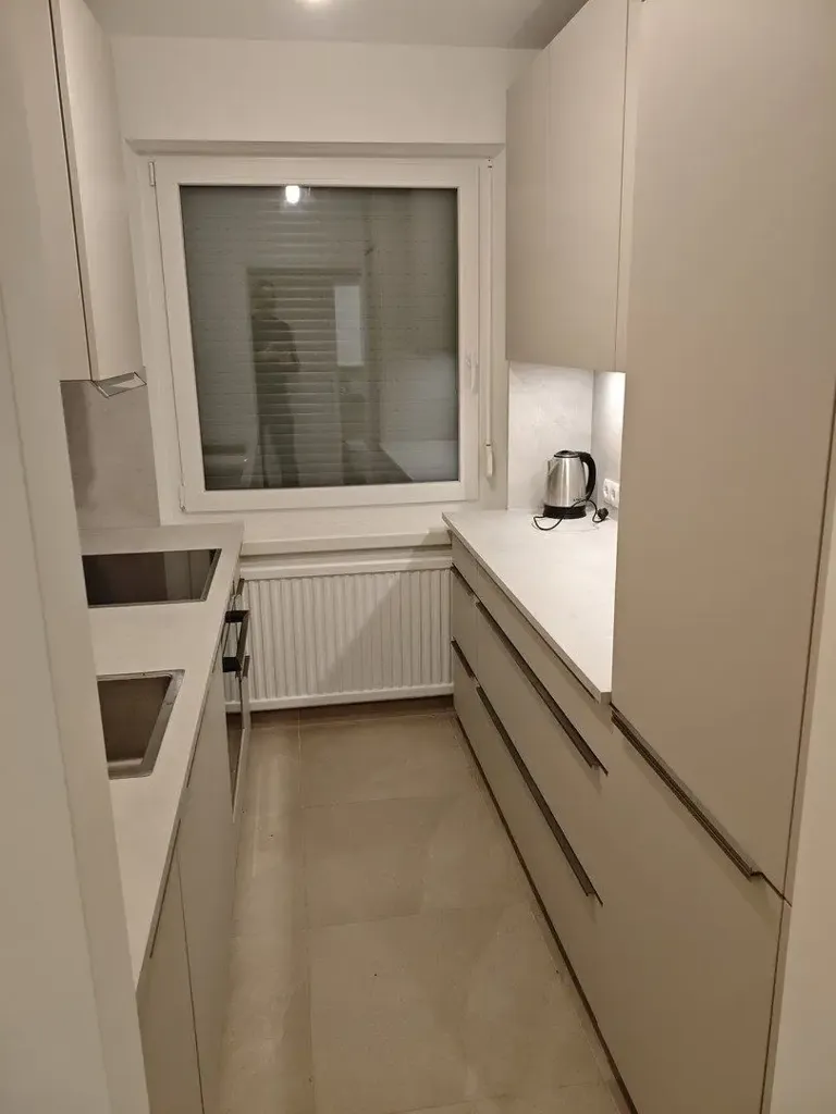 Köök - 2-Bedroom Flat with Green View in Hannovermarkt