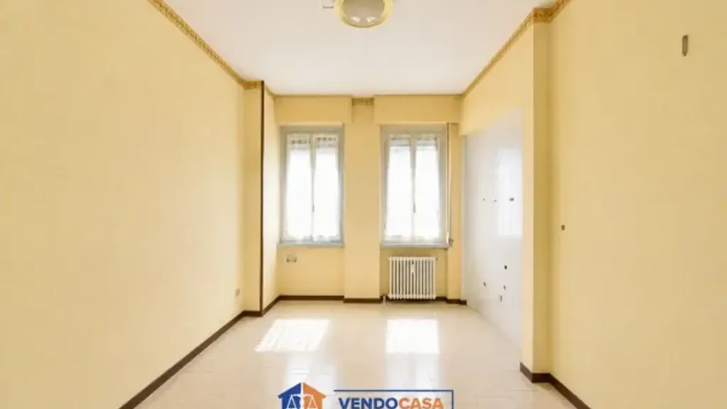 Rooms - Twin-Storey Apartment with Balcony in Turin