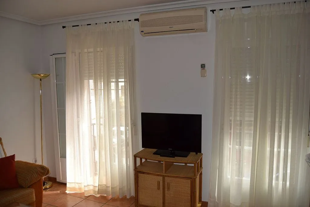 Elutuba - Furnished Flat with Balcony in Plasencia