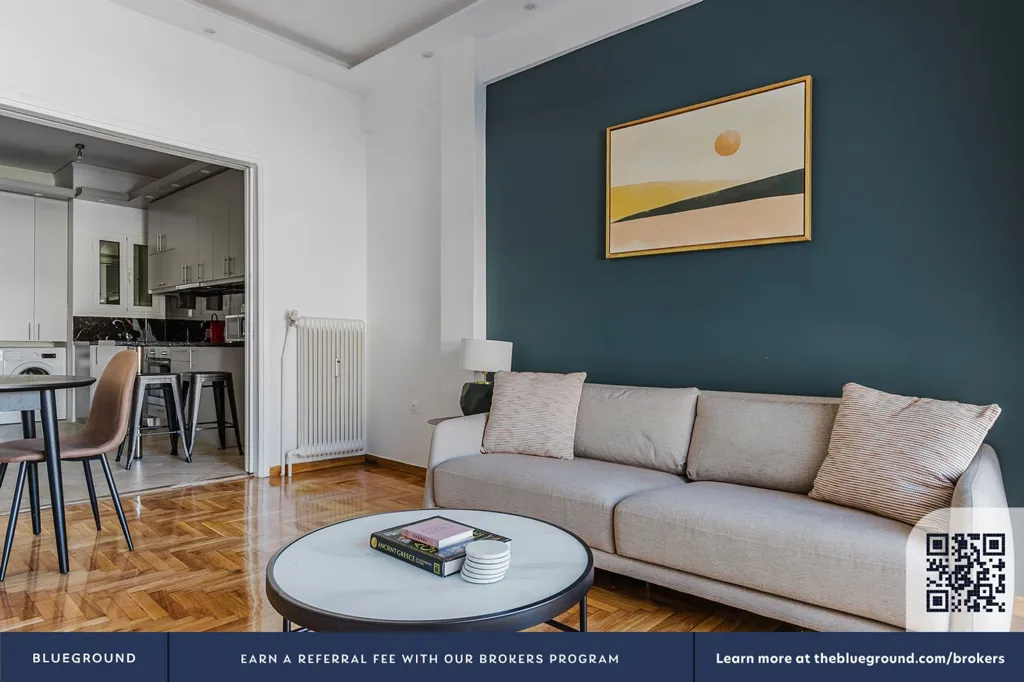 Elutuba - Furnished Apartment with Elevator in Athens