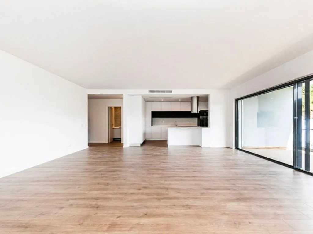 Living Room - Luxury Duplex with Pool in Estoril