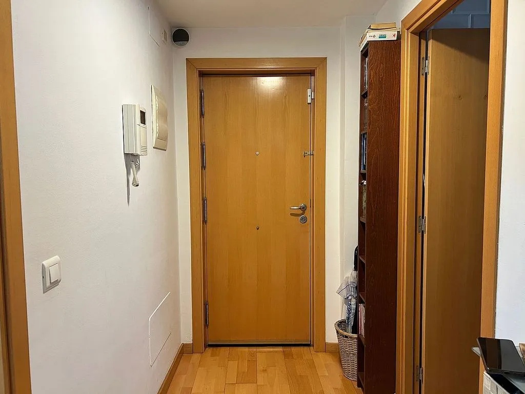 hallway_entrance