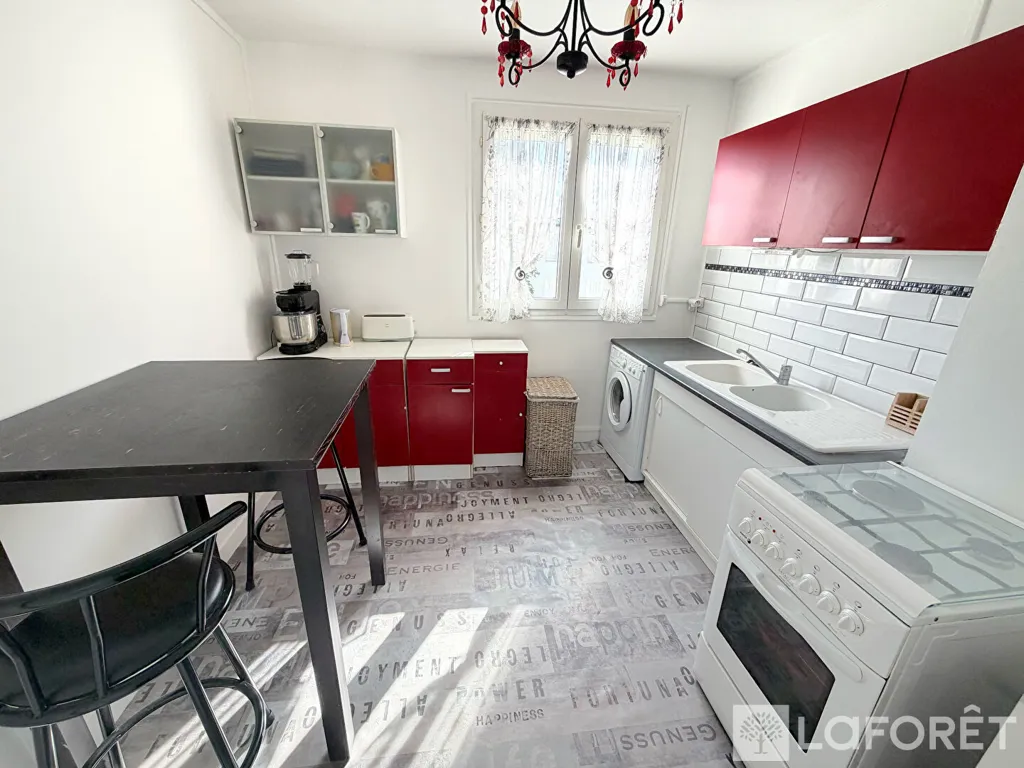 Cuisine - Appartement avec Vue sur Cathédrale à Reims