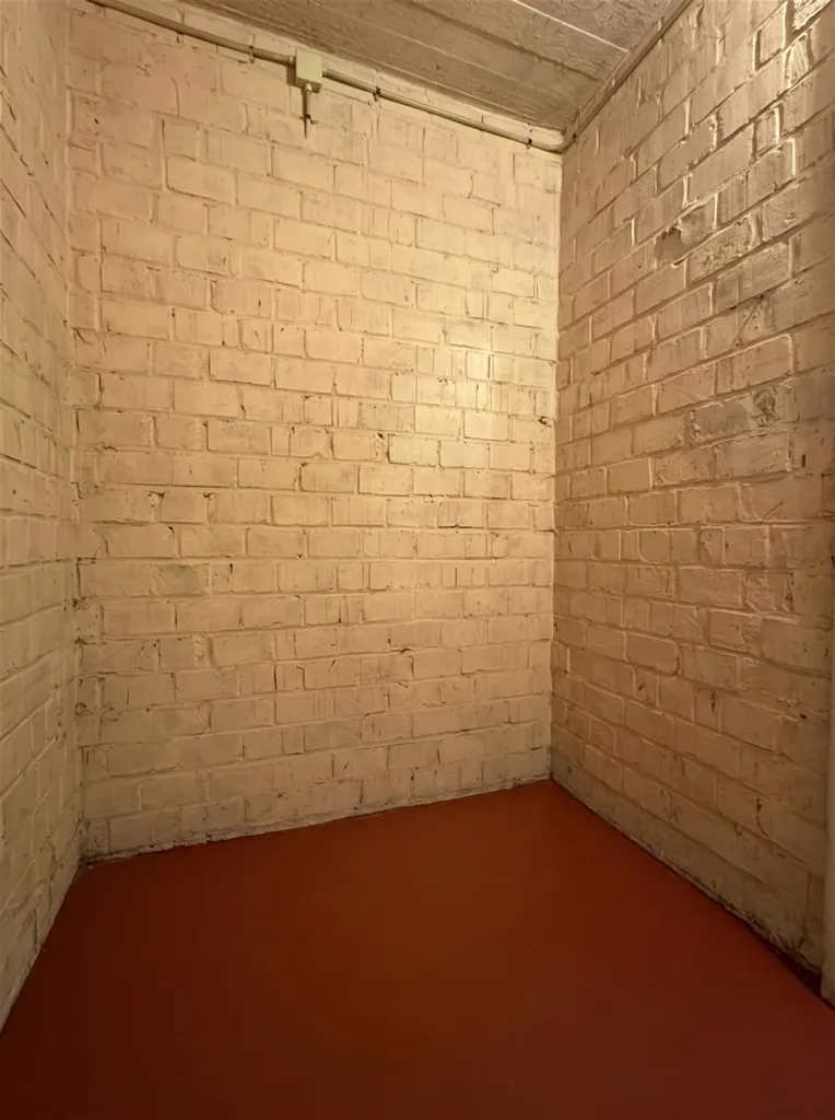 Toad - Apartment with Terrace in Molenbeek-Saint-Jean