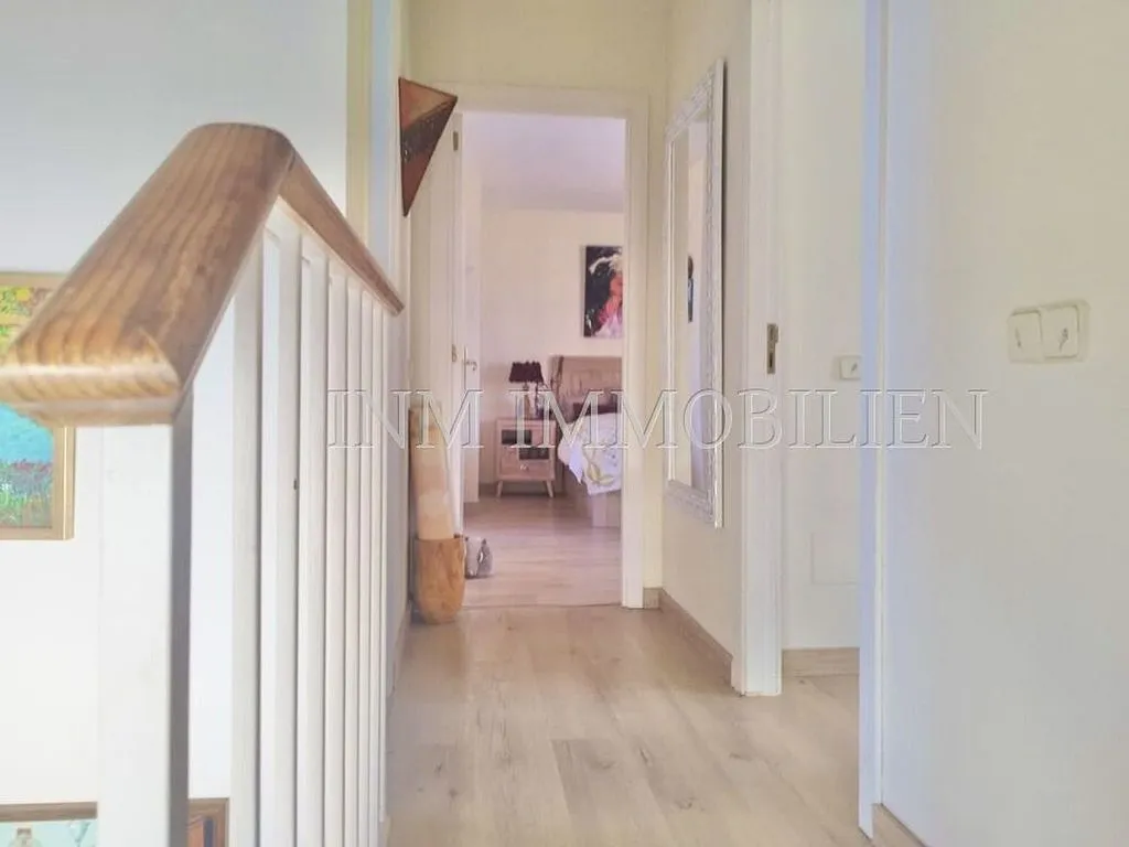hallway_entrance