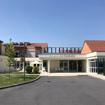 Esterno - 1-Bedroom Apartment in EHPAD, Leudeville