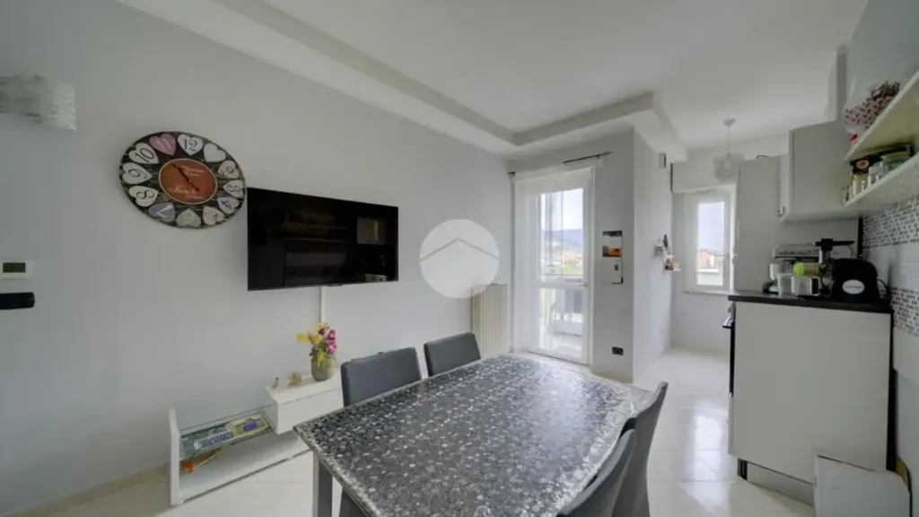 Salle à manger - Energy-Efficient Apartment with Balcony in Piossasco