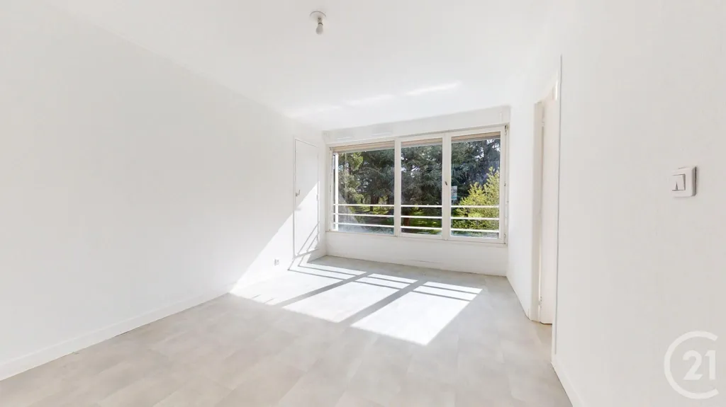 Stanze - 4-Piece Flat with Balcony in Saint-Herblain