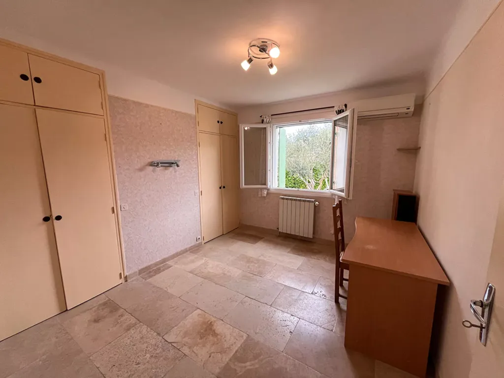 Chambres - Villa avec Annexe et Piscine à Saignon