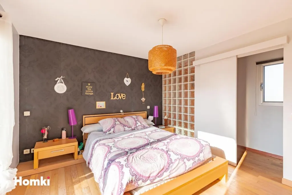 Magamistoad - Contemporary Villa with Pool in Flourens