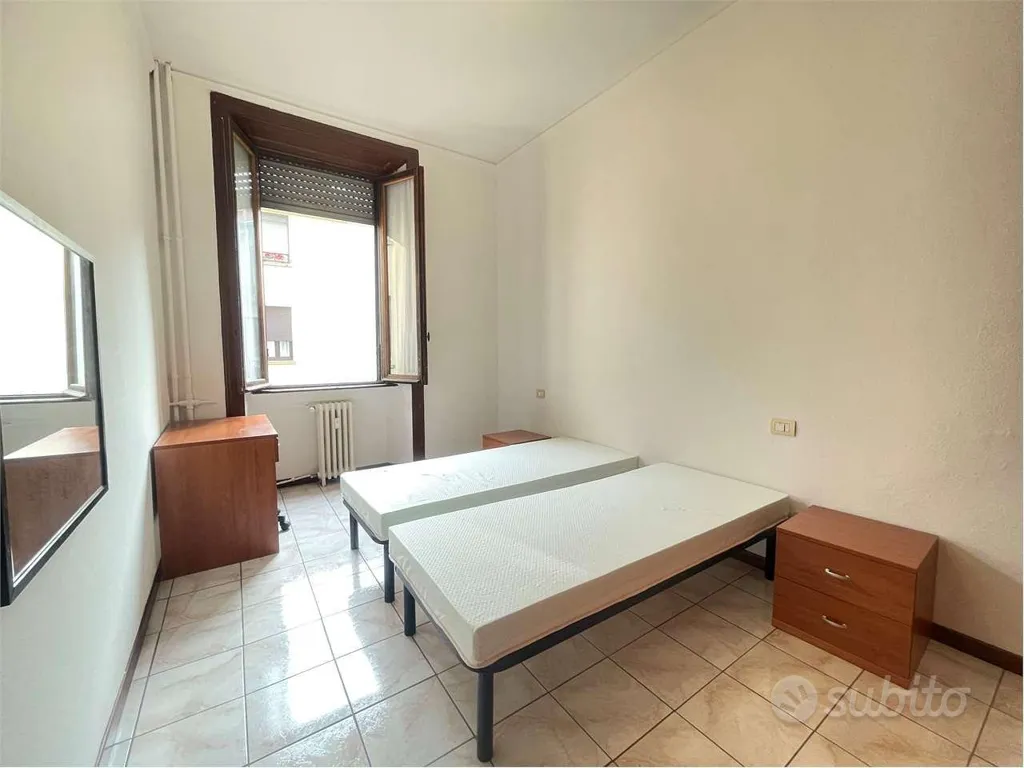 Bedrooms - Fully Furnished Flat in Lodi, Largo Martini