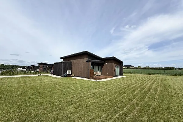 Extérieur - Modern Timber House with Terrace in Soinaste