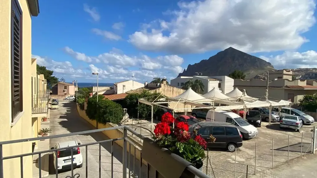 Rõdu - Bifamiliar Villa with Sea View in Custonaci