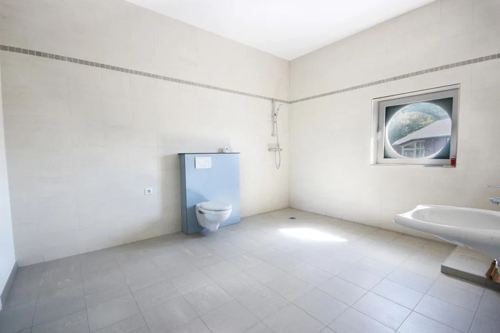 Vannitoad - Accessible House with Terrace in Secure Setting
