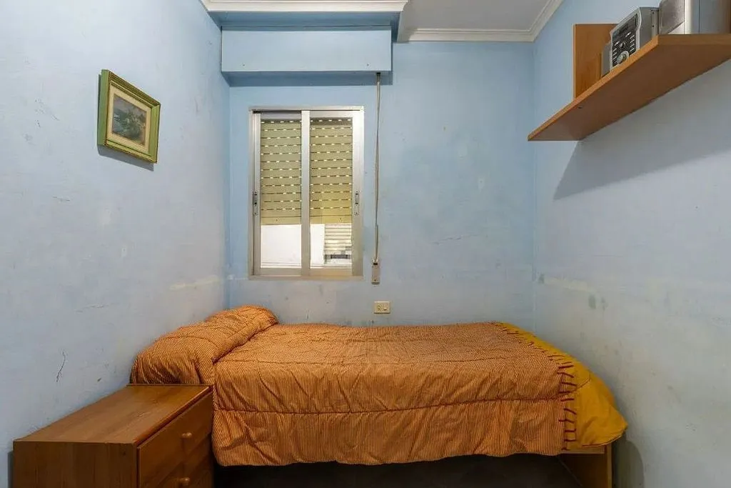 Magamistoad - Spacious Flat with Balcony in Sueca