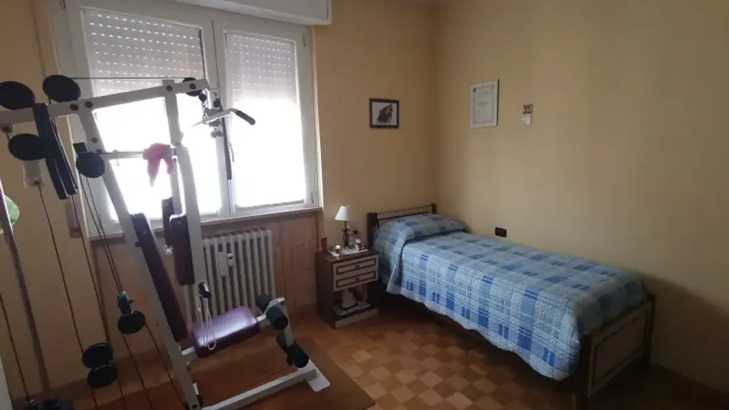 Magamistoad - 3-Bedroom Apartment with Balcony in Meda