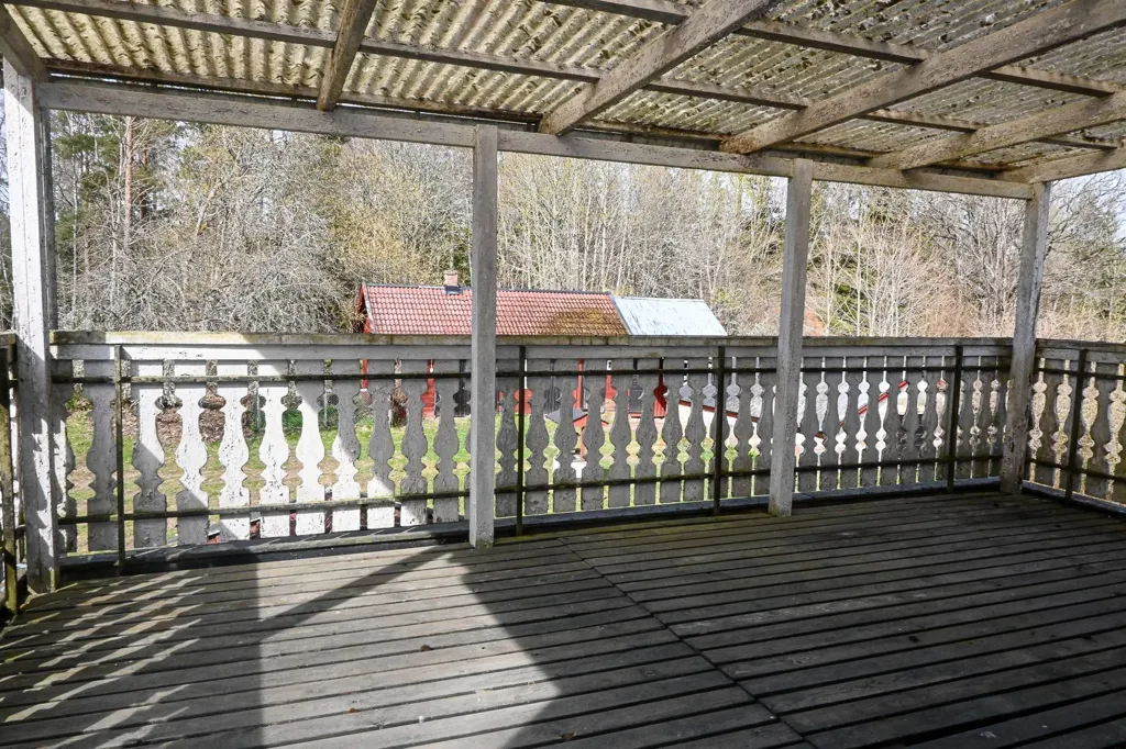 Terrace - Villa with Terrace in Algutsboda