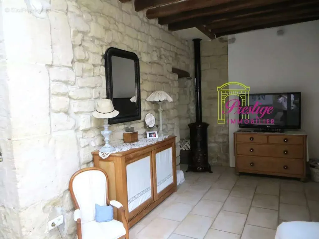 Elutuba - Luxury House with Courtyard in Le Mesnil-le-Roi