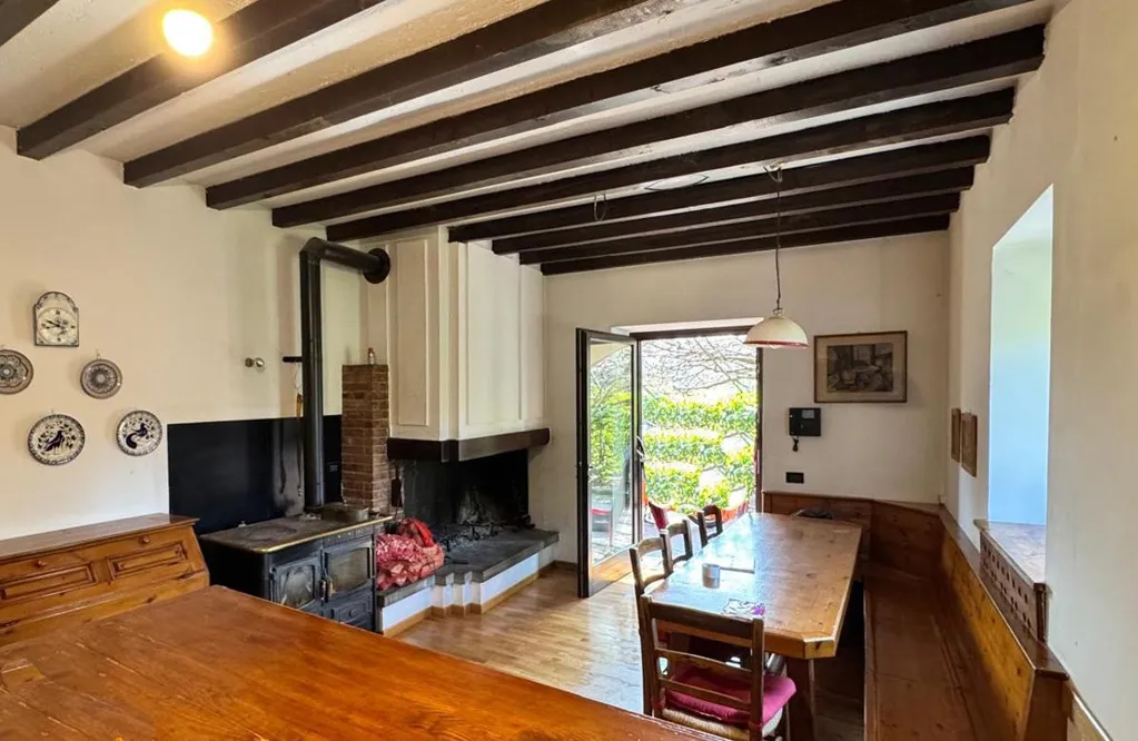 Apartment with Garden View in Cellatica