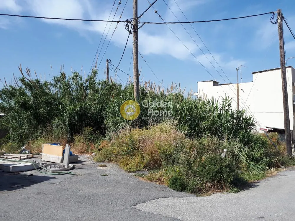 Aed - Agricultural Plot with Park View in Heraklion Centre