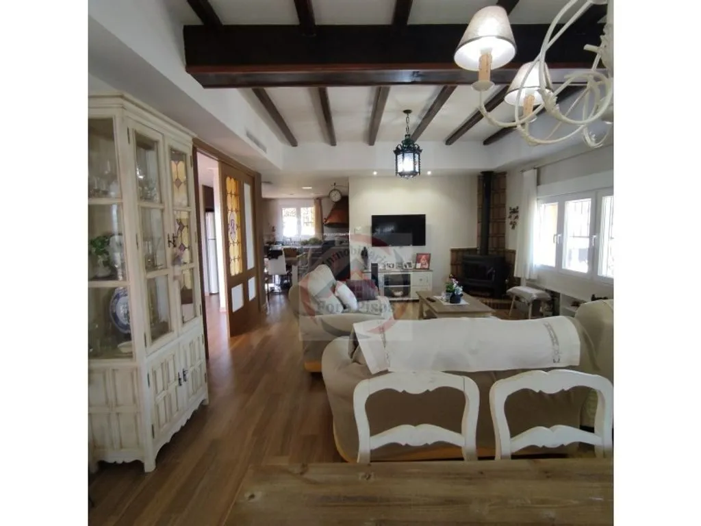 Elutuba - Luxury Villa with Pool in Bellús, Valencia