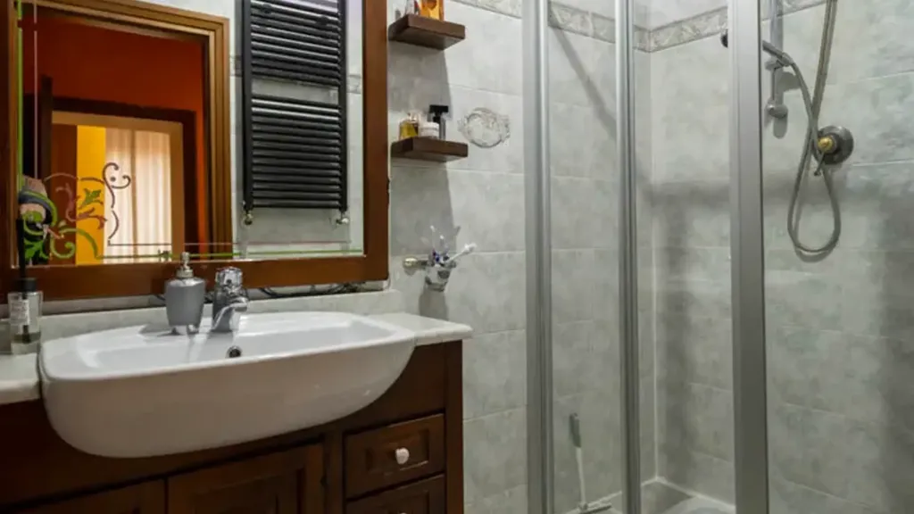 Bagni - Apartment with Terrace in Marsciano Centre