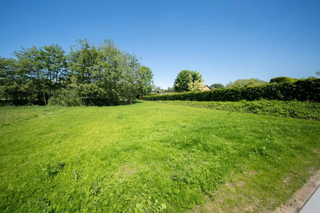 Aed - Penthouse with Garden in Gijmel