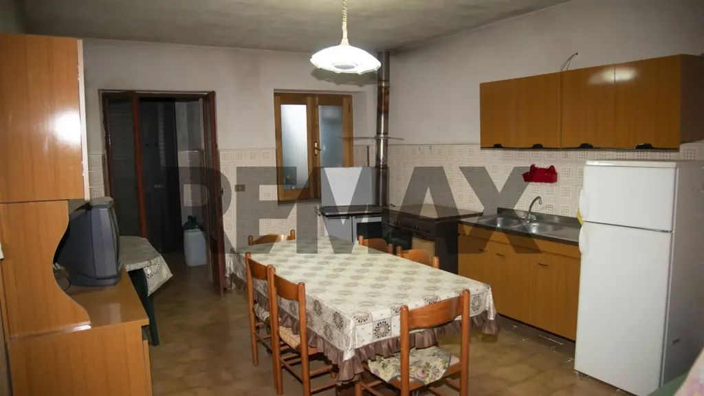 Kitchen - Semi-detached House with Terrace in Fabrizia