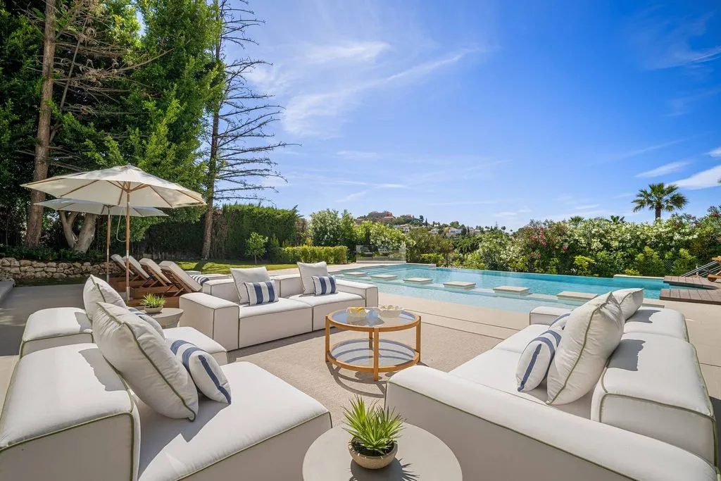 Piscine - Luxury Villa with Infinity Pool in Marbella