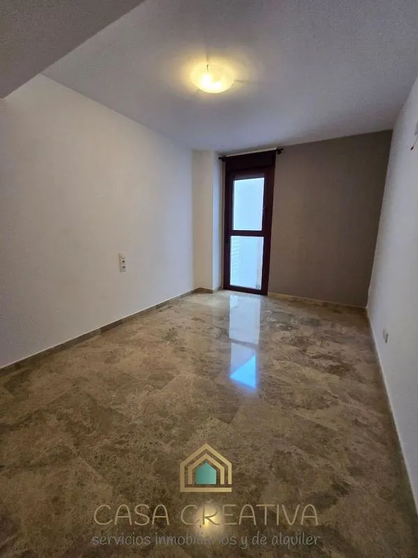 Rooms - Apartment with Balcony in Náquera
