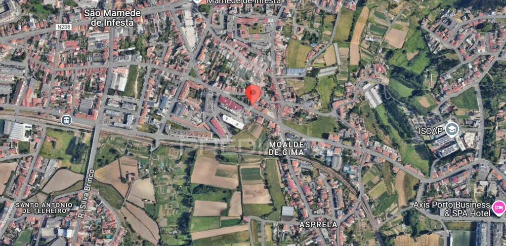 Buildable Plot with 9 Apartments near H.S. João