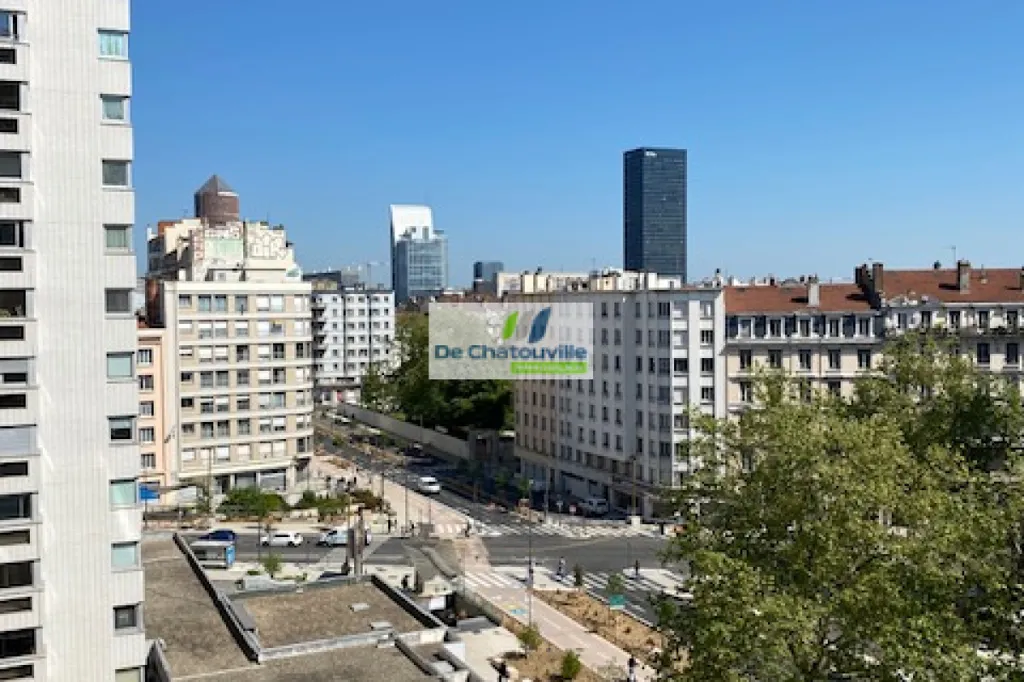 Rõdu - Apartment with Pool in Lyon 7ème