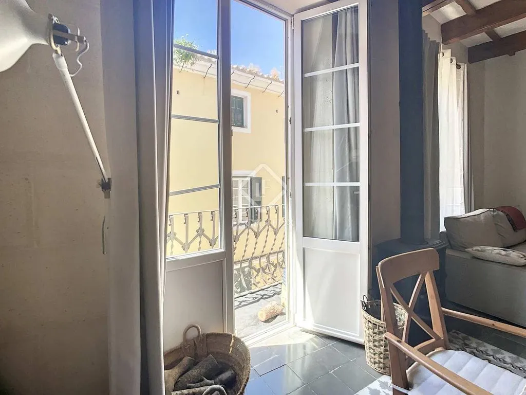 Balcone - Renovated Townhouse with Terraces in Mahón