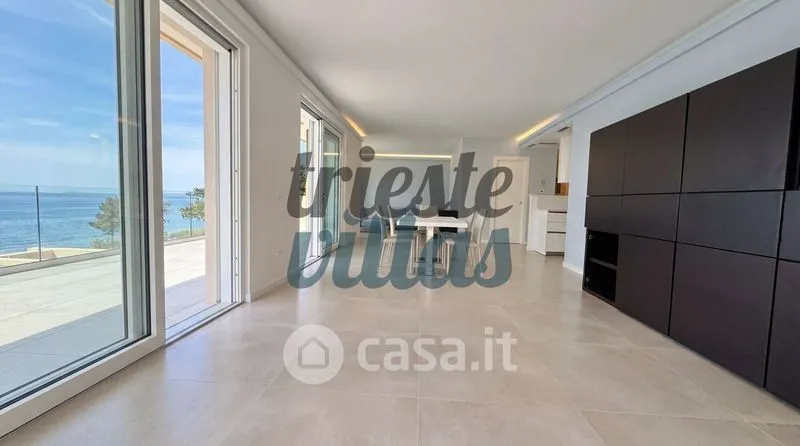 Elutuba - Newly Built Penthouse with Sea View in Trieste