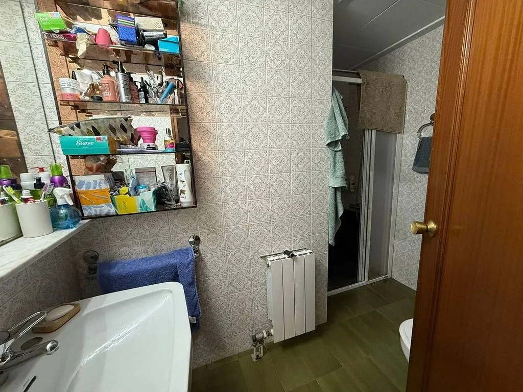 Apartment with Parking in Eixample Nord, Girona