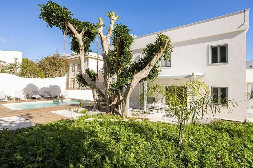 Bassein - Villa with Sea View and Pool in San Vito Lo Capo