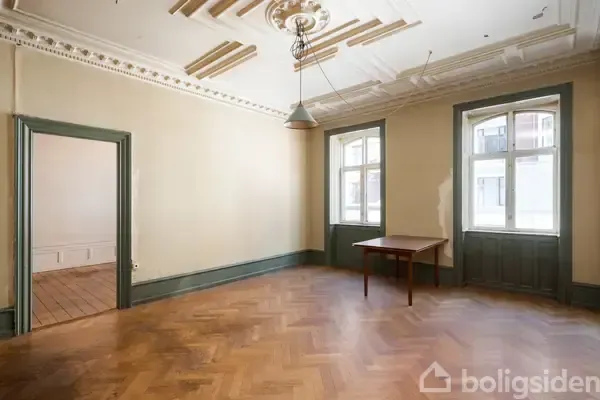 Elutuba - Apartment with Original Features in Copenhagen Ø