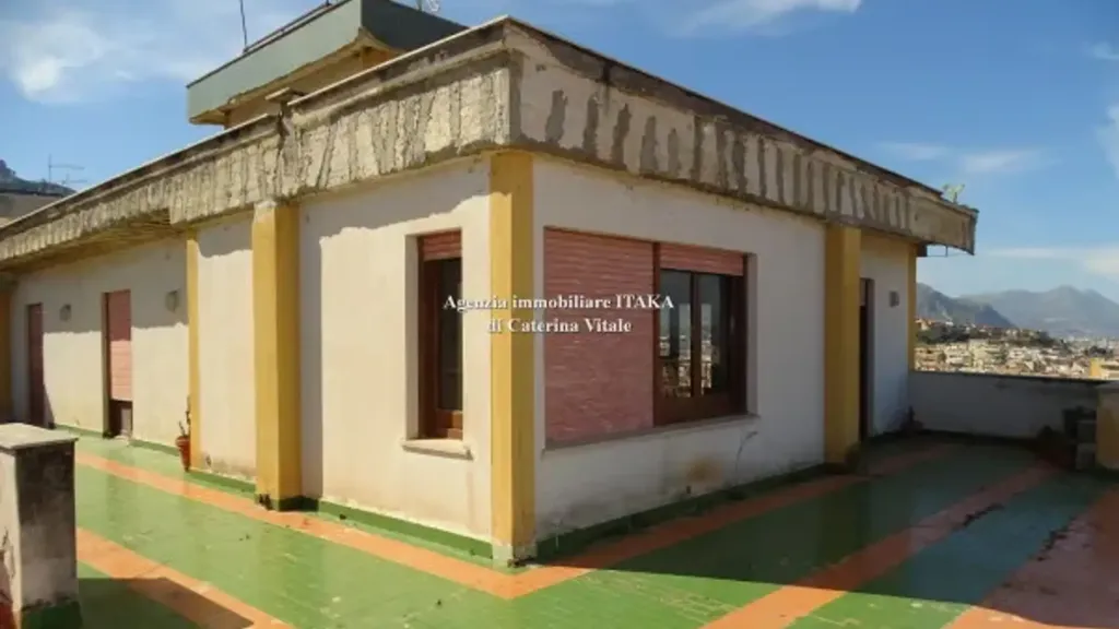 Terrasse - Penthouse with Gulf View in Villabate
