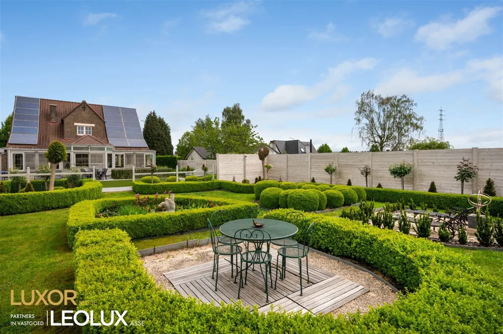 Jardin - Villa avec Jardin et Véranda à Liedekerke