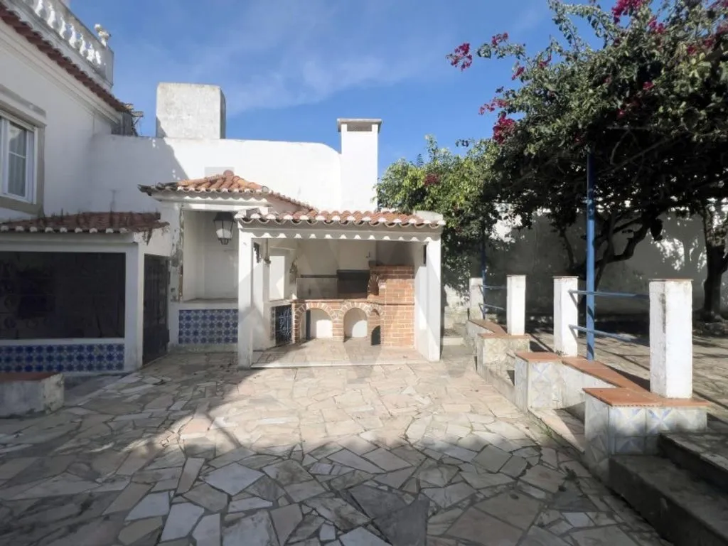 Terrasse - 7-Bedroom House in Santarém's Historic Centre
