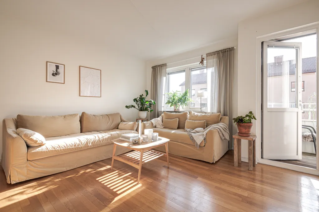 Séjour - Renovated Apartment with Balcony in Gothenburg