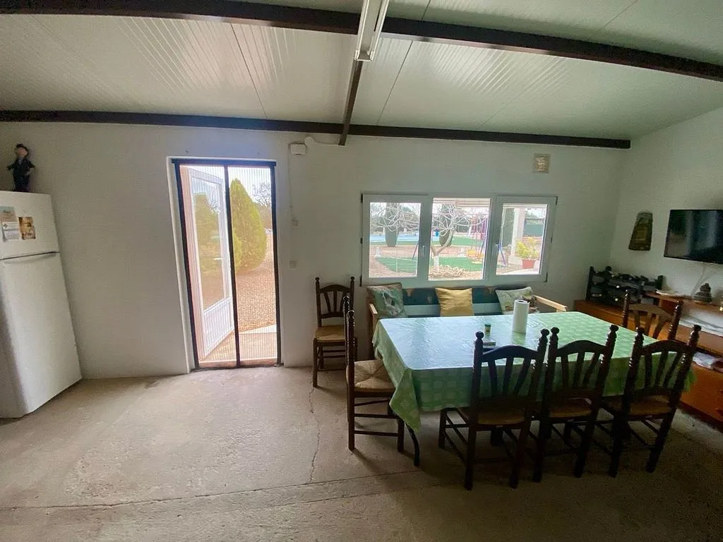 Söögituba - Chalet with Pool in Villarrubia