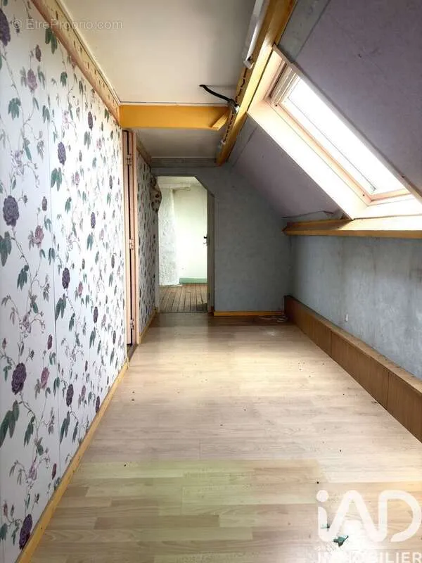 Maison à Rénover avec Jardin à Feuillères